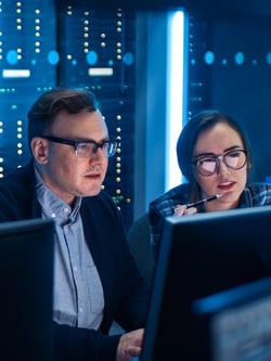 cyber experts iStock-1194430783 250