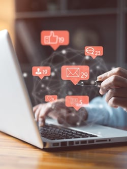 laptop iStock-1829356728 250